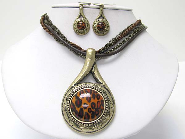 Animal print round stone pendant and multi strand mixed chain necklace earring set