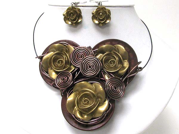 Wood and acryl tri flower metal wire art necklace earring set