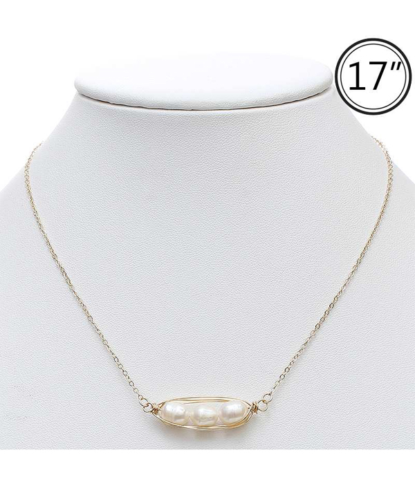 Freshwater pearl necklace