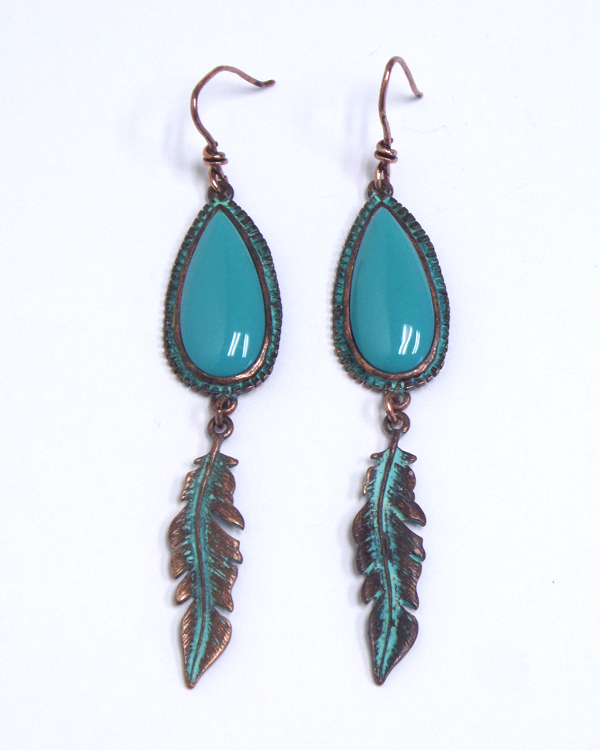 Tear drop feather drop earring