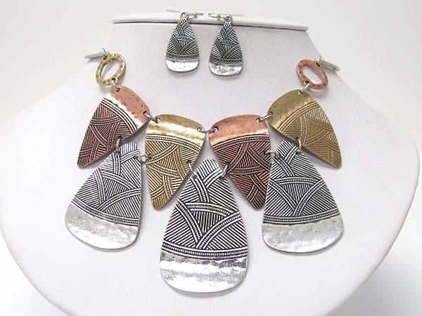 Double layer tri tone burnish textured metal triangle link necklace earring set