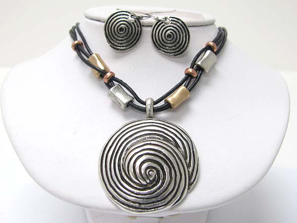 Burnish swirl textured round metal pendant neckalce earring set