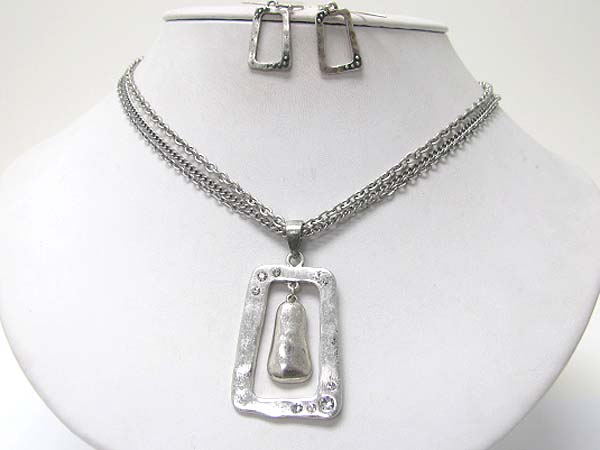 Crystal stud burnish hammered metal pendant necklace earring set