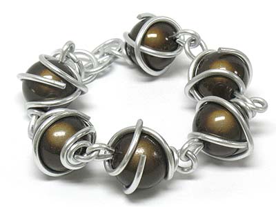 Multi ball with wire bracelet