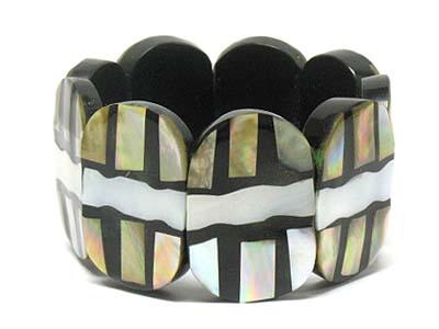 Multi oval shell stretch bracelet