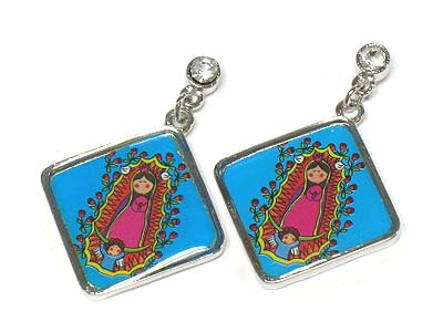 Guadalupe square shape earring 