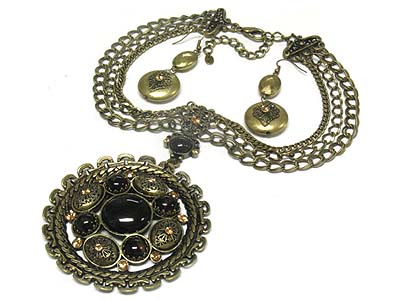 Boutique style genuine stone deco antique round metal disk pendant necklace and earring set