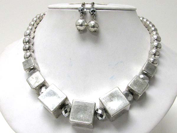 Multi metal cube and ball link necklace earring set