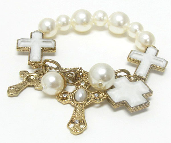 Cross charm dangle pearl link bracelet