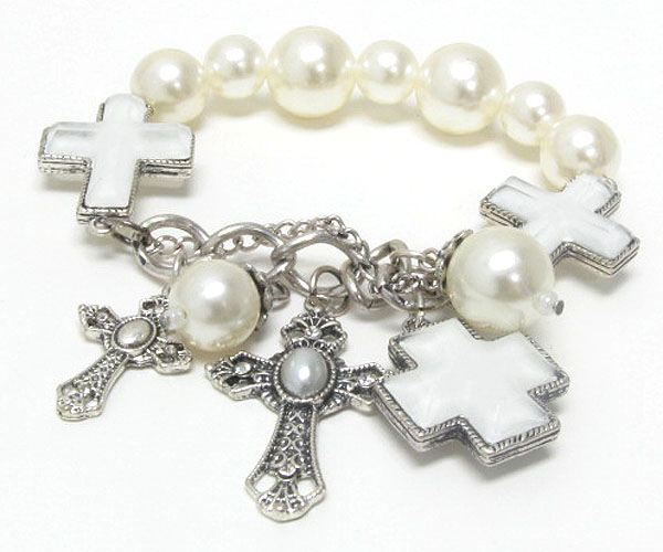 Cross charm dangle pearl link bracelet