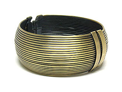 Antique style multi string metal hinge bangle