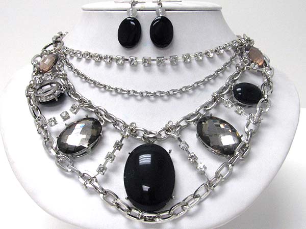 Facet glass and crystal deco bib style necklace earring set