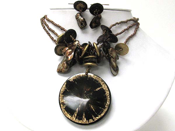 Round regin art medallion shell disk cluster necklace earring set