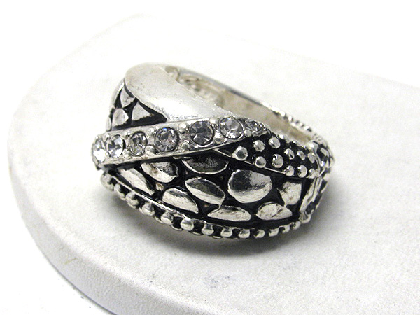 Crystal and metal casting stretch ring