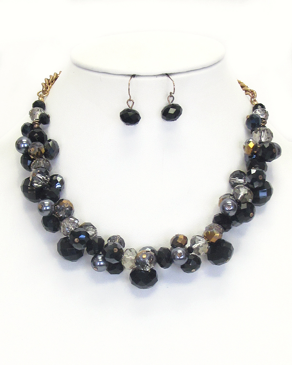 Genuine glass bead and pearl mix necklace set