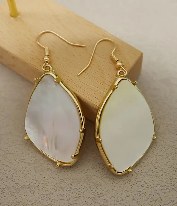 Genuine shell drop earring