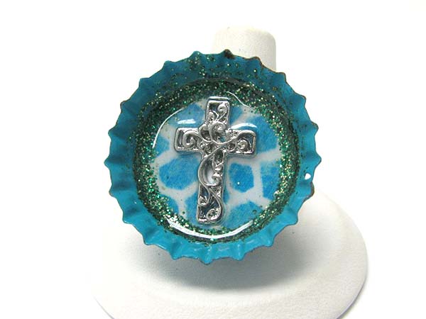 Bottle cap art cross deco stretch ring