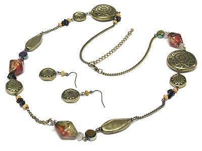 Metal filigree disk and stone link necklace and earring set