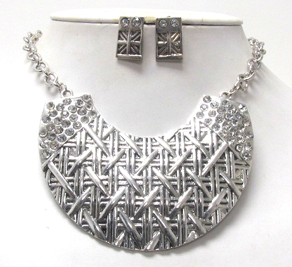 Crystal deco and woven pattern bib necklace earring set