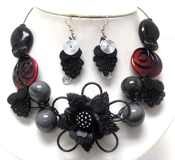 Leatherette and fabric flower deco wire art necklace earring set