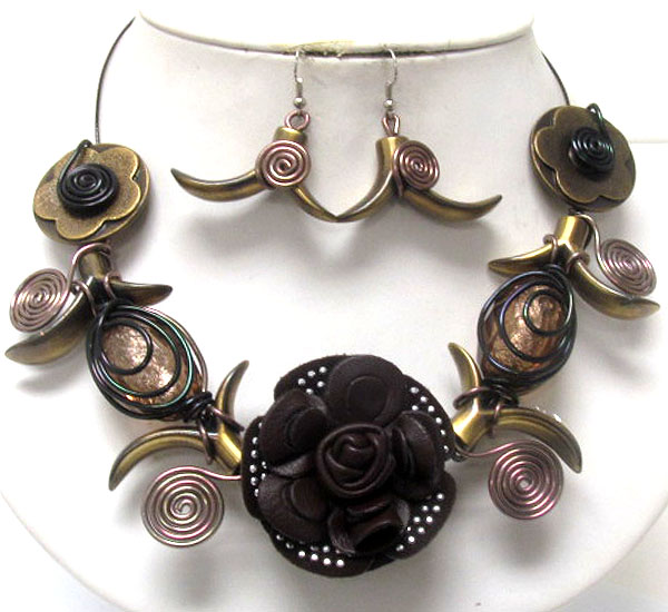 Leatherette flower and multi garden theme wire art necklace earring set