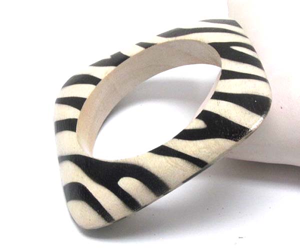 Zebra rpint wood bangle bracelet