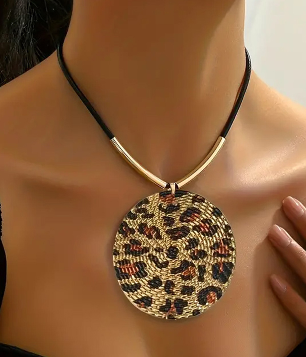 Animal print chunky disc pendant necklace - leopard