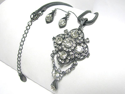 Crystal hanging flower pandent thick chain necklace earring set