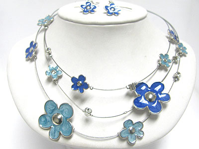 Metal epoxy flower and triple wire necklace earring set