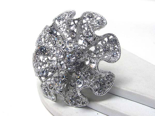 Crystal stud and metal filigree large flower stretch ring