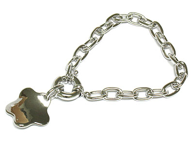 Flower dangle basic metal toggle bracelet