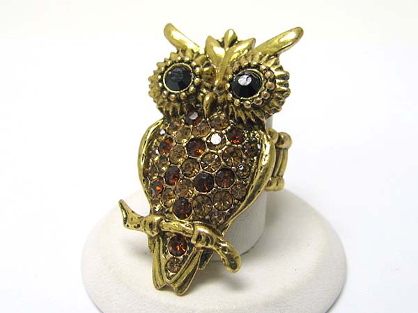 Crystal stud owl stretch ring