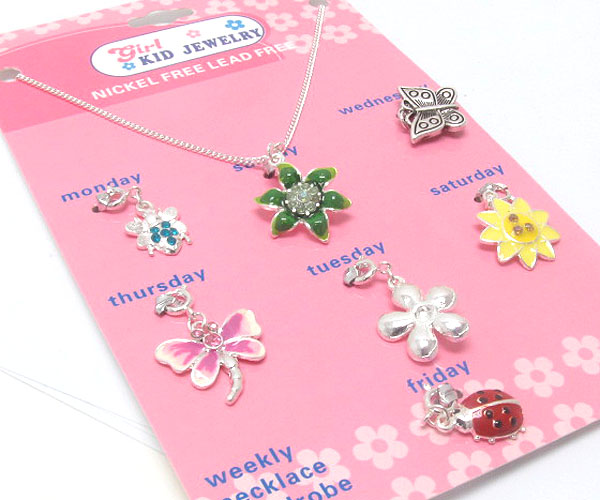 Seven pendant and one chain weekly kid necklace wardrobe set