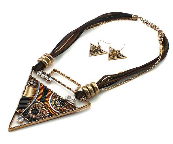 Achitectural metal art work triangle pendant necklace earring set