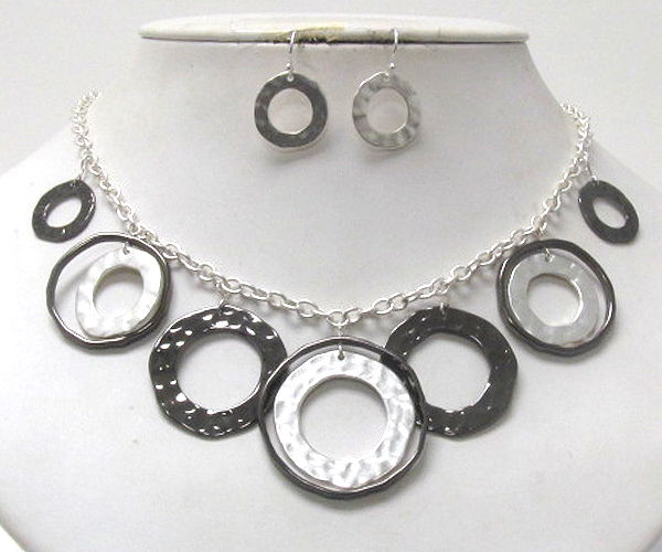 Hammered multi donut dangle necklace earring set