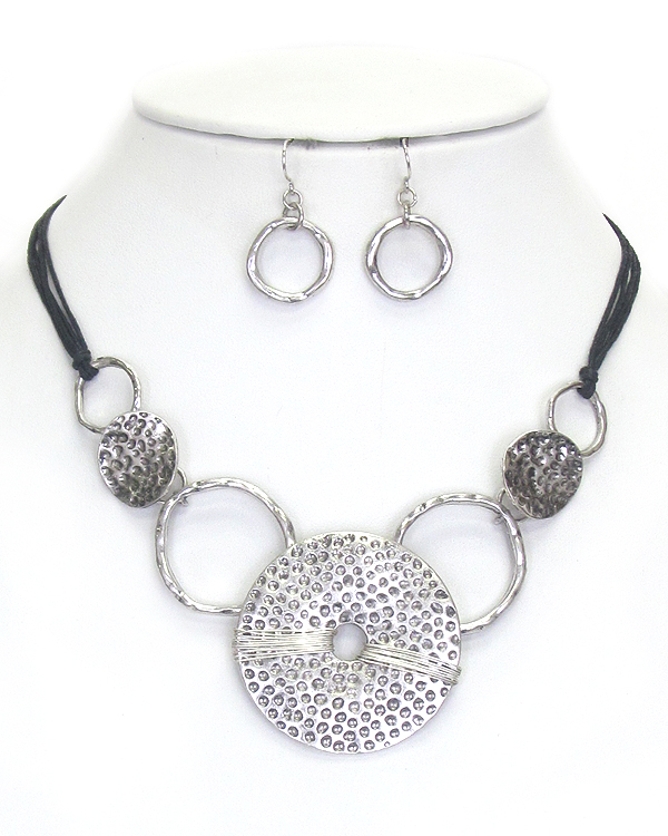 Multi metal ring and disk link cord necklace set