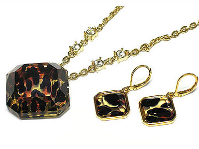 Animal printed eopxy stone necklace set