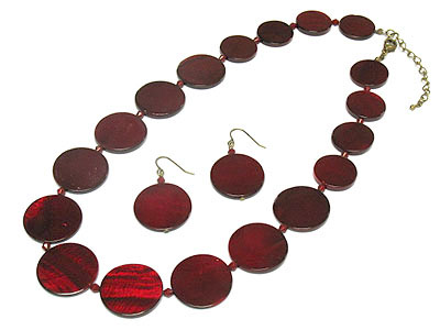 Multi disk necklace set