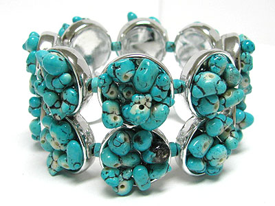 Turquoise chip stone round metal disk link bracelet