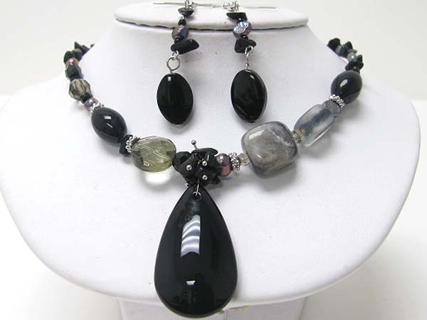 Tear drop pendant mixed semi precious stone link necklace earring set