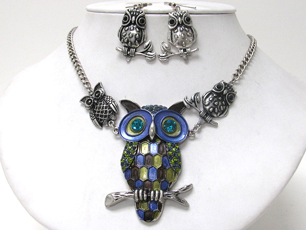 Crystal and epoxy deco multi owl link necklace earring set