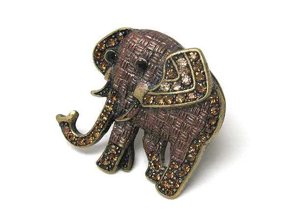 Crystal and paint elephant stretch ring