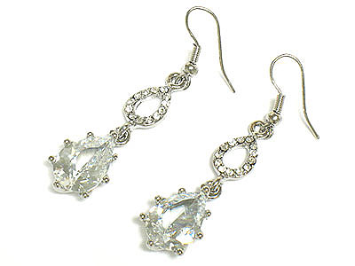 Tear drop crystal earring