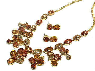 Boutique style multi epoxy stone deco necklace set