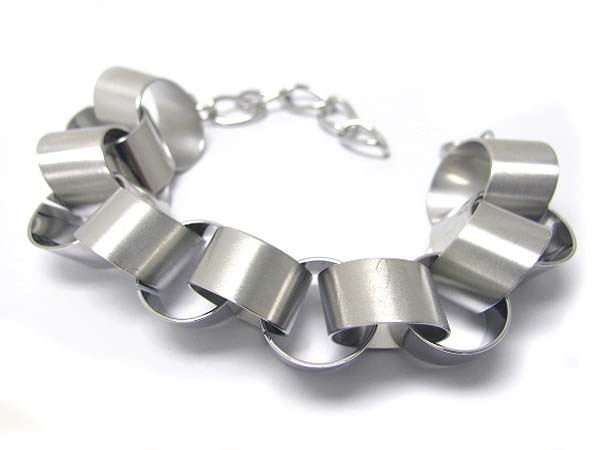 Architectural wide metal link bracelet