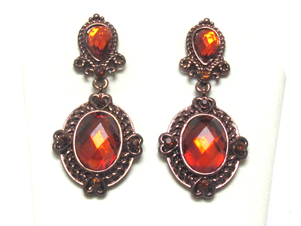 Vintage look acryl and crystal earring