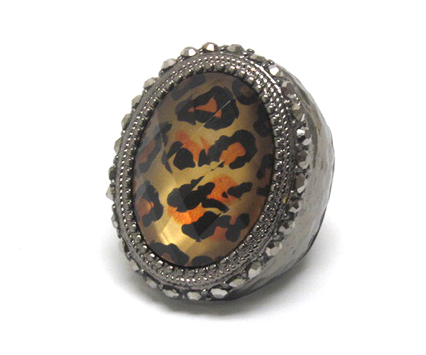 Glamous leopard pattern stone stretch ring