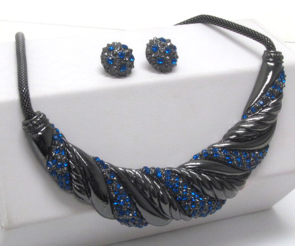 Crystal stud swirl pattern metal arc bib necklace earring set