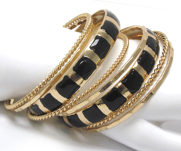 5 row mixed metal bangle set