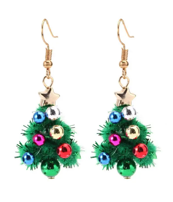 Christmas theme tree earring